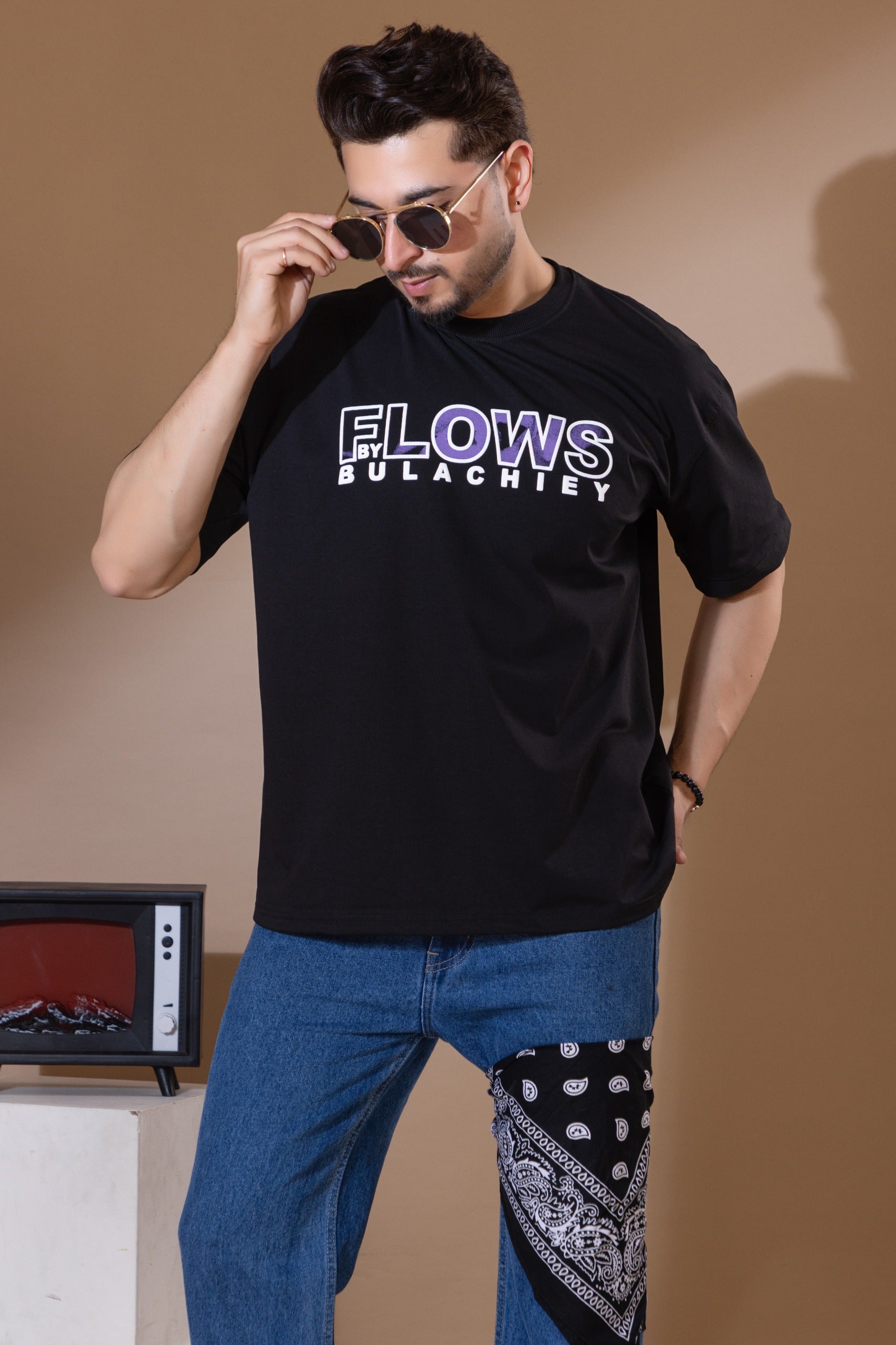 Black Oversized T-shirt - Made with Premium Fabric